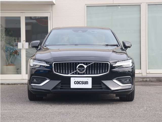 ボルボ Ｓ６０ Ｔ５　インスクリプション R1年 (東海) 99