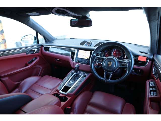 ポルシェ マカン ターボ パフォーマンス ＰＤＫ ４ＷＤ H29年 (東海) 99