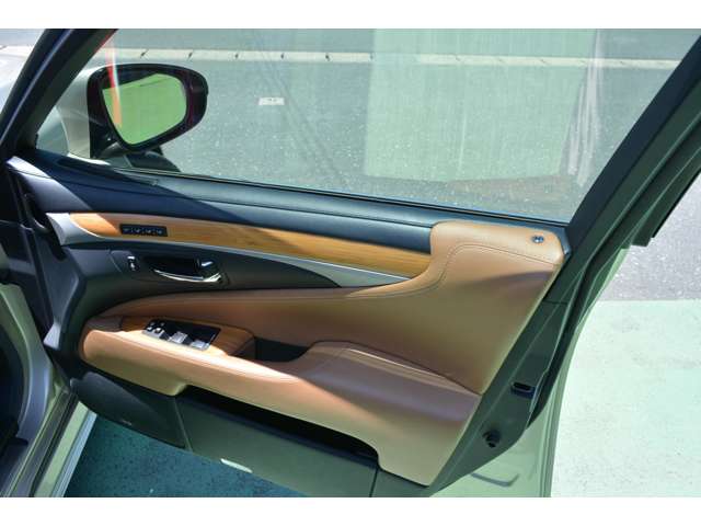 レクサス ＬＳ４６０ バージョンＣ　Ｉパッケージ H25年 (東海) 99
