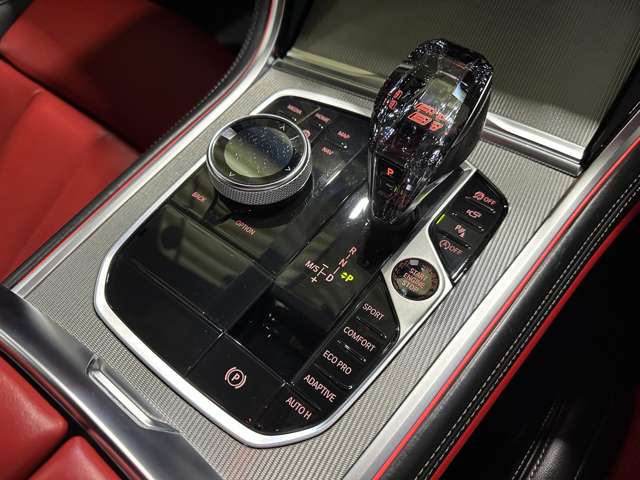 ＢＭＷ ８シリーズ ８４０ｉ　Ｍスポーツ R2年 () 99