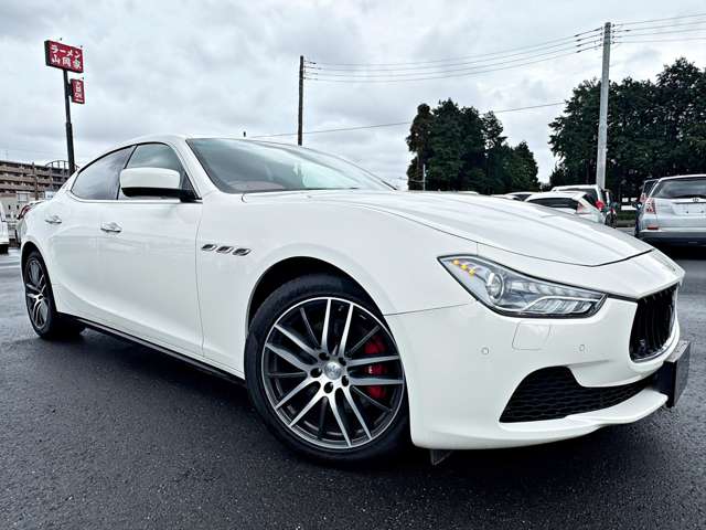マセラティ ギブリ ３．０ H28年 () 99