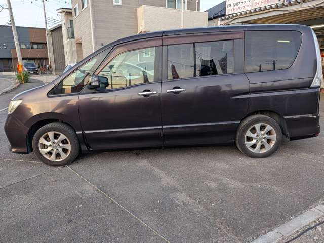 日産 セレナ ２．０ ハイウェイスター Ｖセレクション H23年 (関東) 99