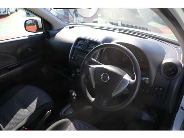 日産 マーチ １．２ Ｘ Ｖセレクション R3年 (関東) 99