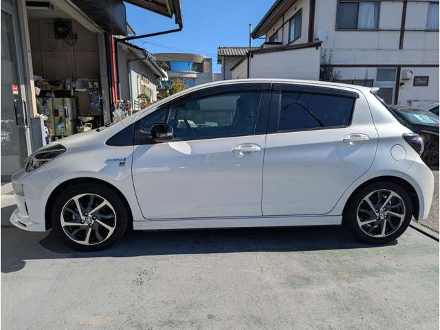 トヨタ ヴィッツ　ハイブリッド １．５ ハイブリッド ＧＲ スポーツ H30年 () 99