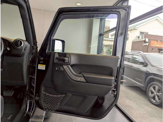 ジープ ラングラー　アンリミテッド アンリミテッド スポーツ ４ＷＤ H29年 (四国) 99