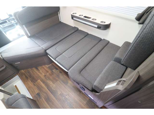 トヨタ カムロード ナッツＲＶ クレア５．３Ｘ R6年 (九州・沖縄) 99