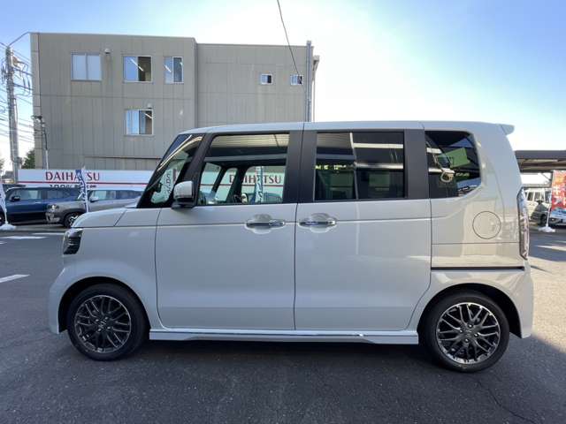 ホンダ Ｎ　ＢＯＸ カスタム ６６０ ターボ R8年 () 99