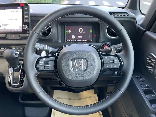 ホンダ Ｎ　ＢＯＸ カスタム ６６０ ターボ R8年 () 99