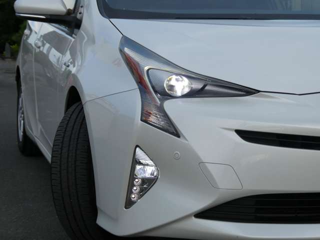 トヨタ プリウス １．８ Ｓ H27年 (関東) 99