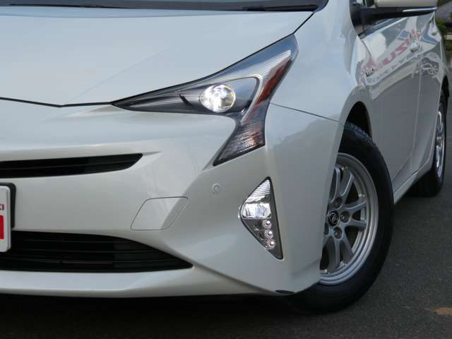 トヨタ プリウス １．８ Ｓ H27年 (関東) 99