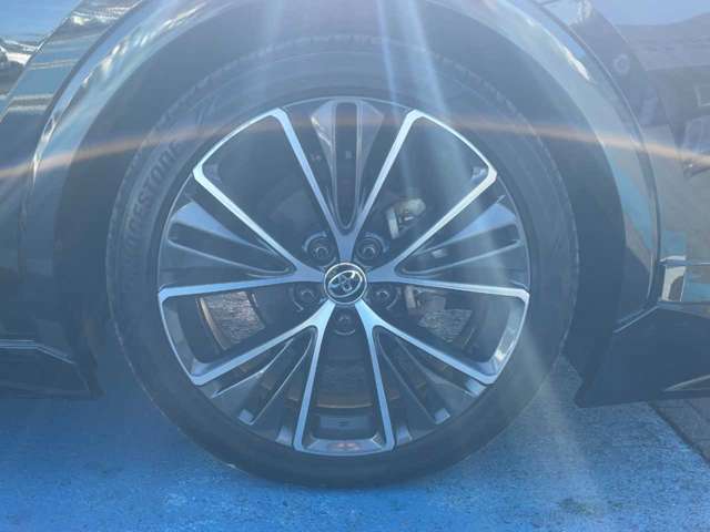 トヨタ プリウス ２．０ Ｚ R5年 (関東) 99