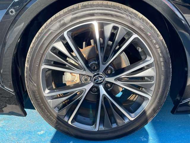 トヨタ プリウス ２．０ Ｚ R5年 (関東) 99