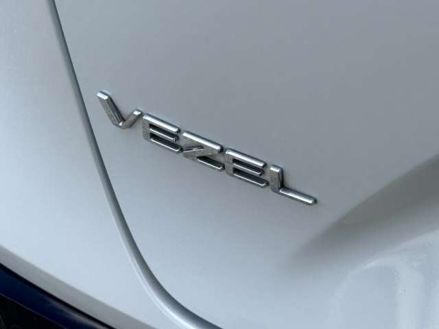 ホンダ ヴェゼル １．５ Ｅ：ＨＥＶ Ｚ R3年 (九州・沖縄) 99