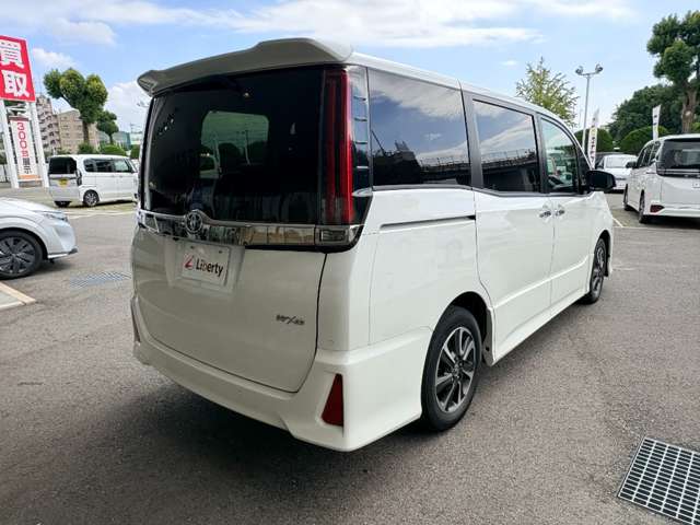 トヨタ ノア ２．０ ＳＩ ＷＸＢＩＩＩ R3年 (九州・沖縄) 99