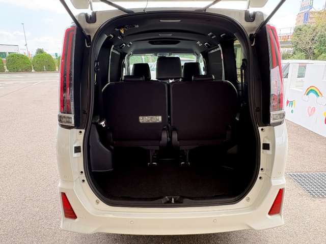 トヨタ ノア ２．０ ＳＩ ＷＸＢＩＩＩ R3年 (九州・沖縄) 99