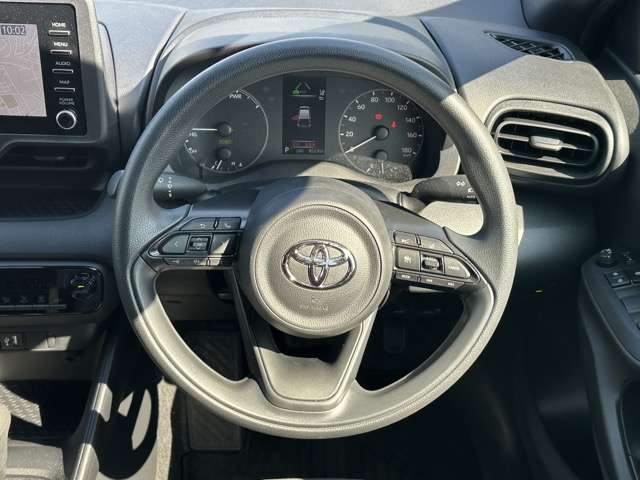 トヨタ ヤリス １．５ ハイブリッド Ｘ R5年 (東海) 99