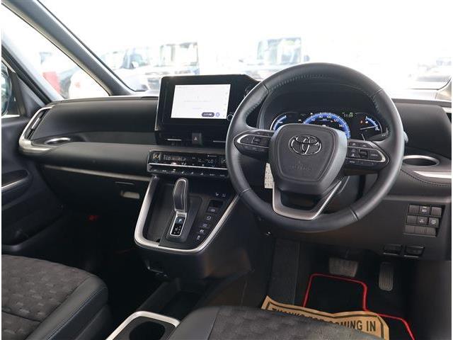 トヨタ ヴォクシー １．８ ハイブリッド Ｓ－Ｚ Ｅ－ＦＯＵＲ ４ＷＤ R7年 (東海) 99
