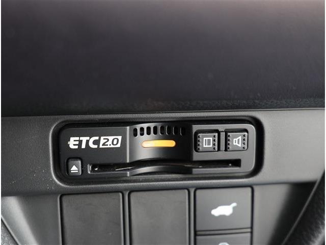 ホンダ ＺＲ－Ｖ ２．０ Ｅ：ＨＥＶ Ｚ R6年 (東海) 99