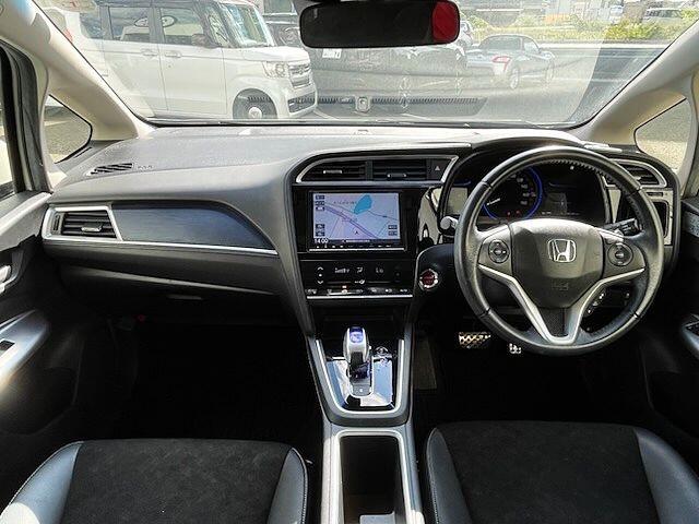 ホンダ シャトル １．５ ハイブリッド Ｘ H29年 (九州・沖縄) 99