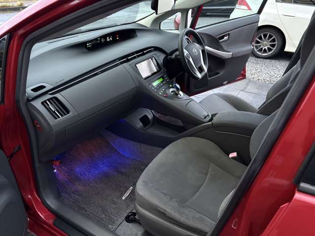 トヨタ プリウス １．８ Ｓ H21年 (近畿) 99