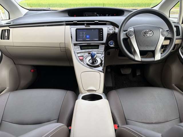 トヨタ プリウス １．８ Ｓ ツーリングセレクション マイコーデ H26年 (近畿) 99