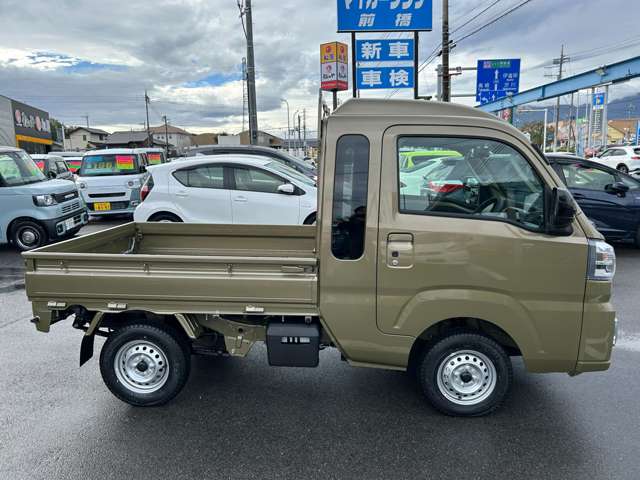 ダイハツ ハイゼットトラック ６６０ ジャンボ エクストラ ３方開 ４ＷＤ R8年 () 99