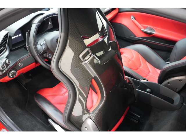 フェラーリ ４８８ＧＴＢ Ｆ１ ＤＣＴ H29年 (関東) 99