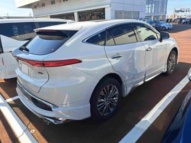 トヨタ ハリアー　ハイブリッド ２．５ ハイブリッド Ｅ－ＦＯＵＲ Ｚ レザーパッケージ ４ＷＤ R6年 (甲信越・北陸) 99