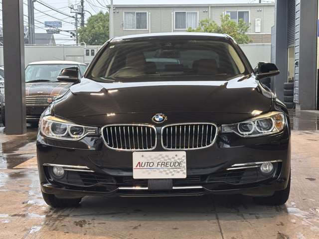 ＢＭＷ ３シリーズ ３２０ｉ　ラグジュアリー H26年 (関東) 99