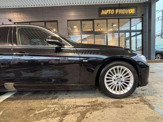 ＢＭＷ ３シリーズ ３２０ｉ　ラグジュアリー H26年 (関東) 99