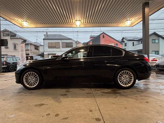 ＢＭＷ ３シリーズ ３２０ｉ　ラグジュアリー H26年 (関東) 99