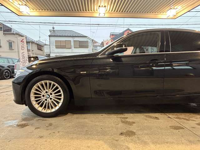 ＢＭＷ ３シリーズ ３２０ｉ　ラグジュアリー H26年 (関東) 99