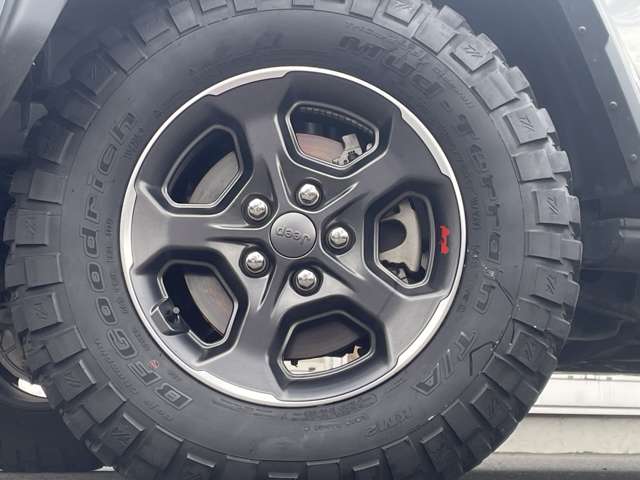 ジープ グラディエーター ３．６ ルビコン ４ＷＤ R5年 () 99