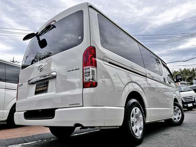 トヨタ ハイエースバン ２．８ スーパーＧＬ ワイド ロング ミドルルーフ ディーゼルターボ R3年 (関東) 99