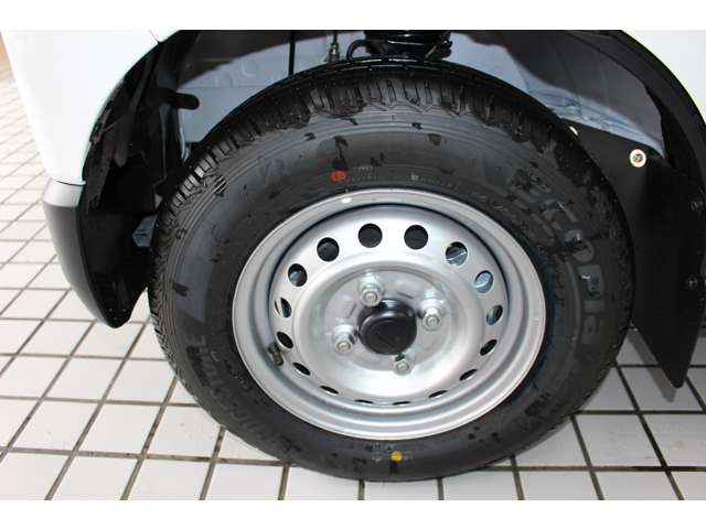 ダイハツ ハイゼットカーゴ ６６０ デラックス R8年 (関東) 99