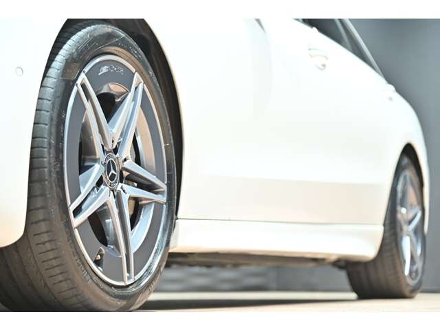 メルセデスベンツ Ｃクラスワゴン Ｃ２２０Ｄ アバンギャルド ＡＭＧラインパッケージ（ＩＳＧ搭載モデル）ディーゼルターボ ＭＰ２０２３０２ R5年 (関東) 99