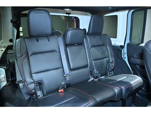 ジープ ラングラー　アンリミテッド アンリミテッド ルビコン リミテッドＥＤ ＷＩＴＨ サンライダー ＦＬＩＰ ＴＯＰ ＦＯＲ ＨＡＲＤＴＯＰ ４ＷＤ R5年 (関東) 99