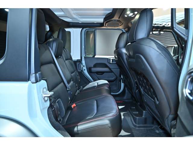 ジープ ラングラー　アンリミテッド アンリミテッド ルビコン リミテッドＥＤ ＷＩＴＨ サンライダー ＦＬＩＰ ＴＯＰ ＦＯＲ ＨＡＲＤＴＯＰ ４ＷＤ R5年 (関東) 99