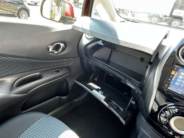 日産 ノート １．２ Ｘ ＤＩＧ－Ｓ H25年 (関東) 99