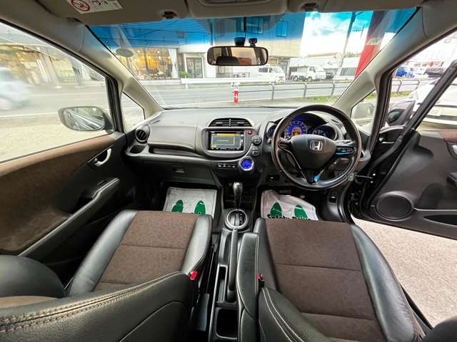 ホンダ フィット　シャトル　ハイブリッド １．３ スマートセレクション 助手席回転シート車 H26年 (関東) 99