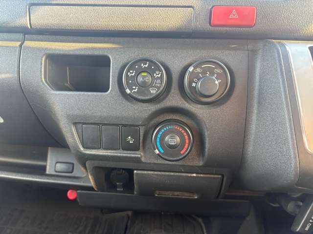 トヨタ ハイエースバン ２．０ ＤＸ ロング ＧＬパッケージ H30年 (近畿) 99