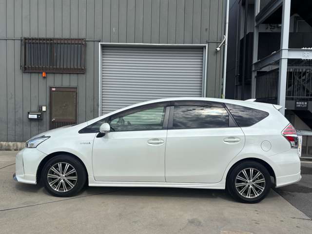 トヨタ プリウスΑ １．８ Ｓ H27年 (近畿) 99