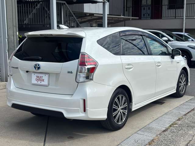 トヨタ プリウスΑ １．８ Ｓ H27年 (近畿) 99