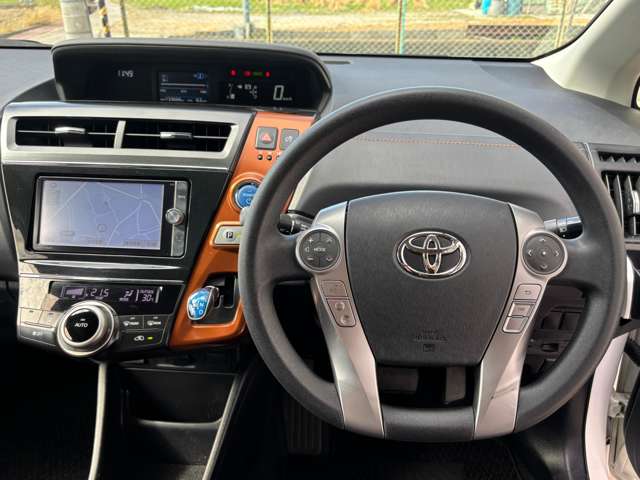 トヨタ プリウスΑ １．８ Ｓ H27年 (近畿) 99