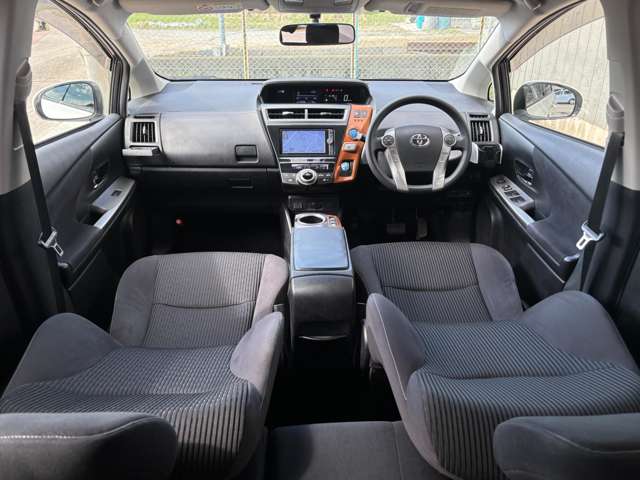 トヨタ プリウスΑ １．８ Ｓ H27年 (近畿) 99