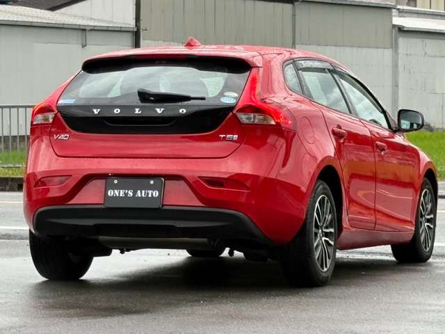 ボルボ Ｖ４０ Ｔ２　ナビエディション H30年 (近畿) 99