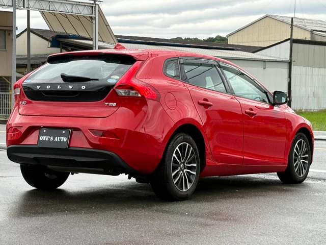 ボルボ Ｖ４０ Ｔ２　ナビエディション H30年 (近畿) 99