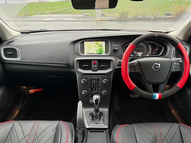 ボルボ Ｖ４０ Ｔ２　ナビエディション H30年 (近畿) 99