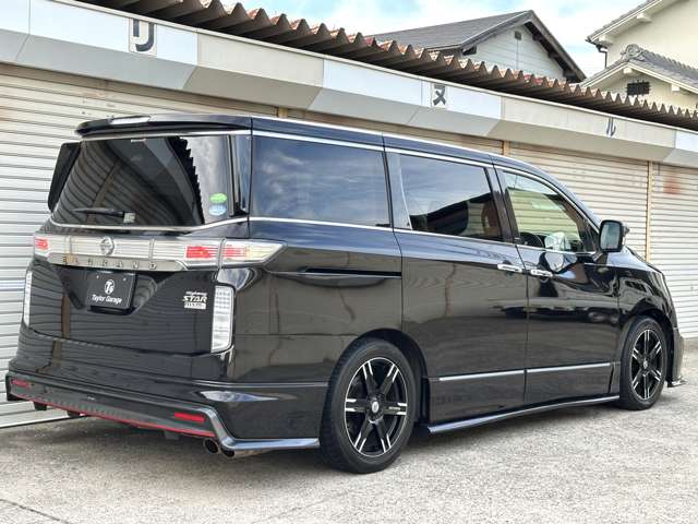 日産 エルグランド ３．５ ３５０ハイウェイスター H28年 (近畿) 99