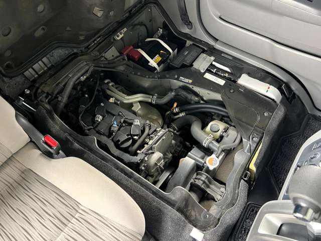 日産 ＮＶ３５０キャラバン　ワゴン ２．５ ＧＸ（オートスライドドア付） ロングボディ 低床 H28年 (近畿) 99